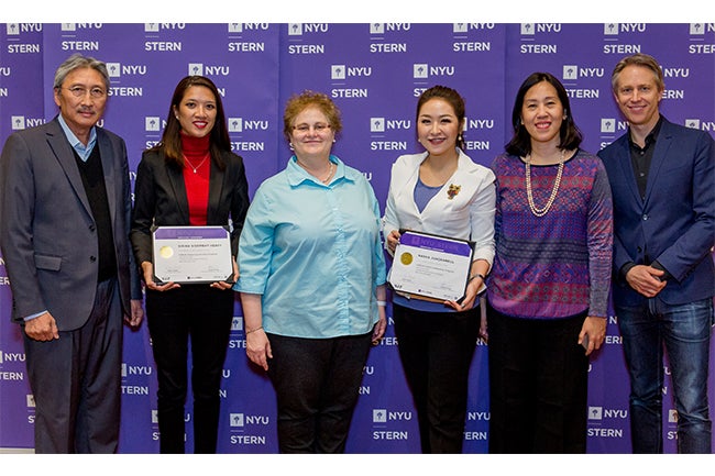 Participants with the SRW&Co Chairman and Partner and Co-Academic Directors 