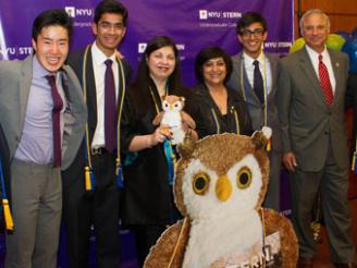 Honors students posing with Dean Menon