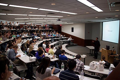 Bliss President & Alumnus Mike Indursky Shares Lessons Learned with MBA Students