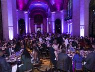 Haskins dinner attendees sitting at tables