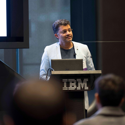 Professor Anindya Ghose holding a fireside chat with Stern alumni