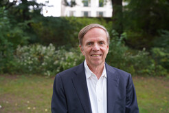 Michael Posner headshot