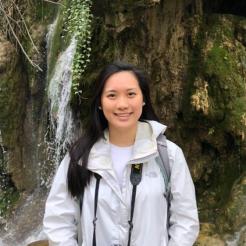 Cynthia Li Headshot