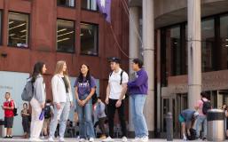 Students in front of NYU Stern