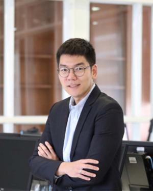 Headshot of Kanis Saengchote