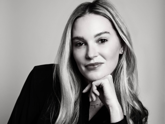 Lindsay Perper headshot