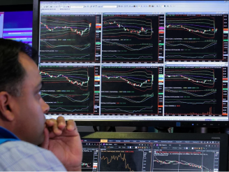 Traders work on the floor at the New York Stock Exchange (NYSE) in New York on June 3, 2019. Brendan McDermid—Reuters