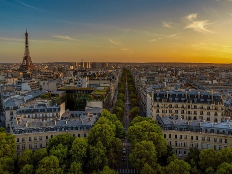 paris_from_the_arc_de_triomphe_17_october_2019_cropped.jpg