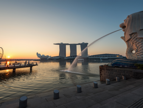 Image of Singapore Bay with Lion Fountain, hotel and Ferris wheel