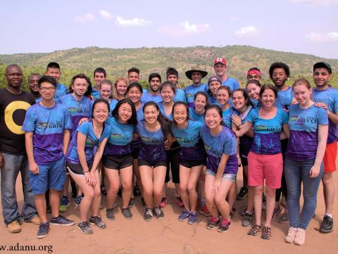 Group of Stern volunteers in Ghana