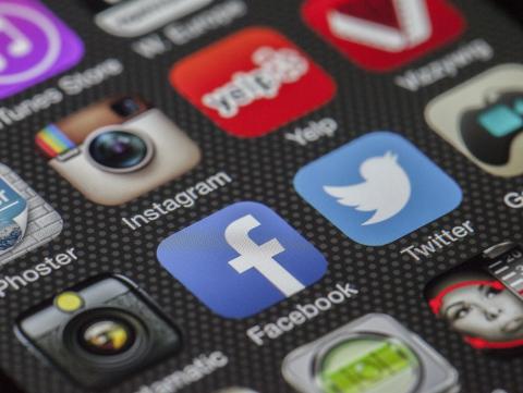 apps on phone screen