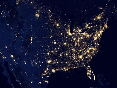 Satellite image of the US lit up at night 