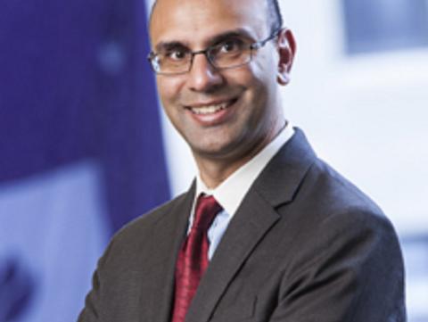 Professor Hans Taparia