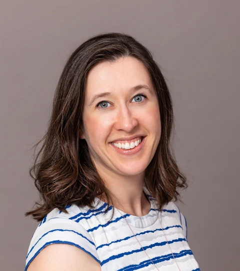 Carolyn Ritter headshot