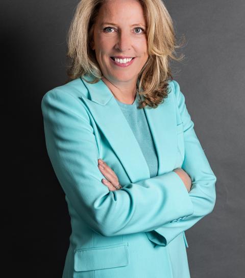 betsy_wills_author_photo