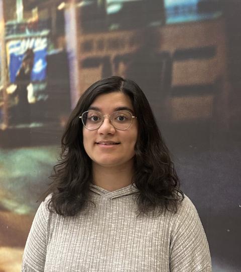 Saaesha Bhimjiani Headshot