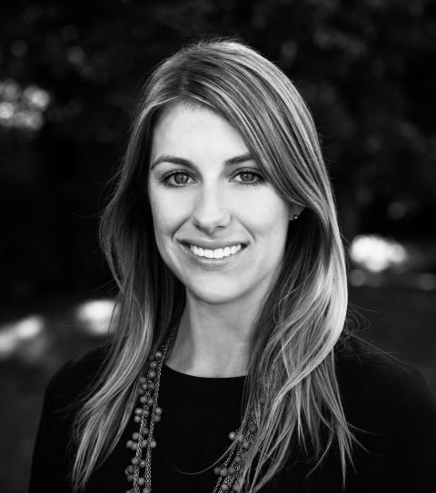 Risa Hiser Headshot