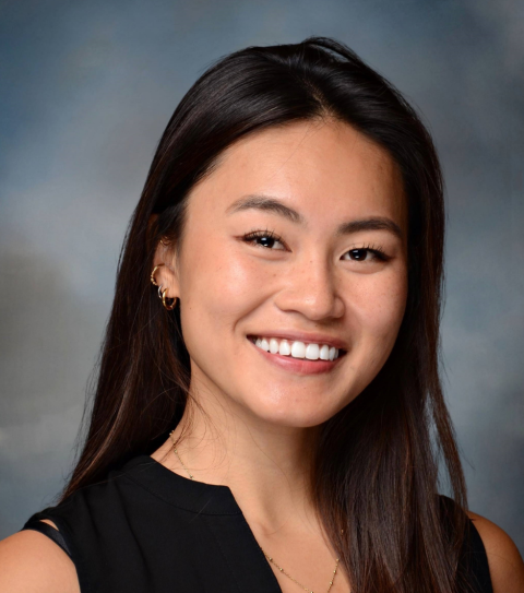 Kally Zheng Headshot