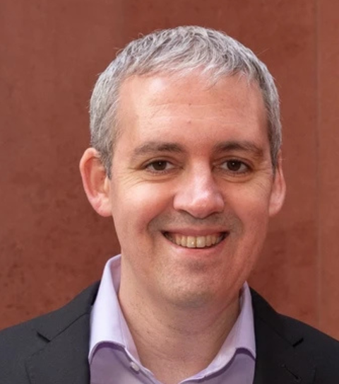 Ilan Lobel headshot