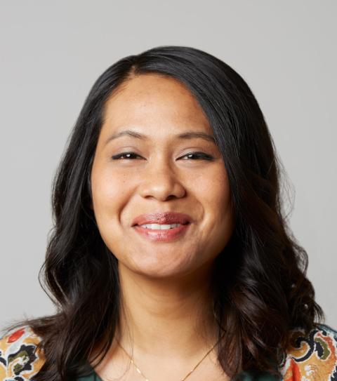 Marian Tes Headshot