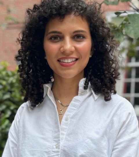 Zahra Khan profile photo