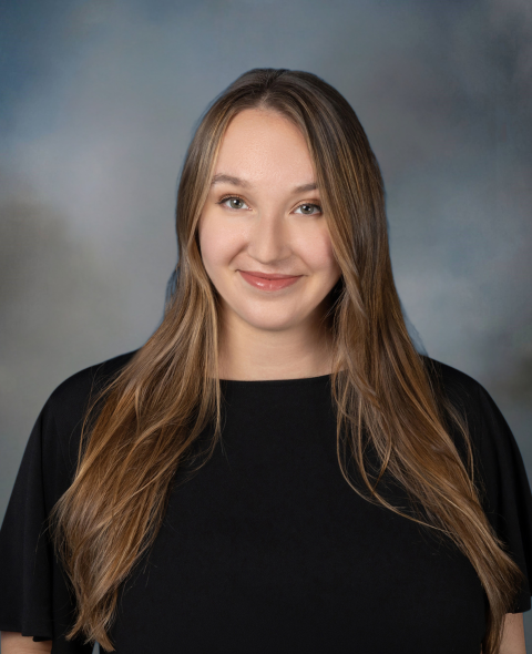 Alexa Johnson Headshot
