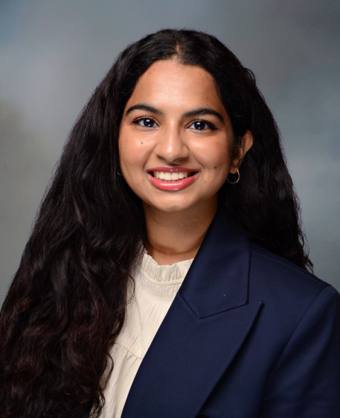 smriti_ashok_headshot
