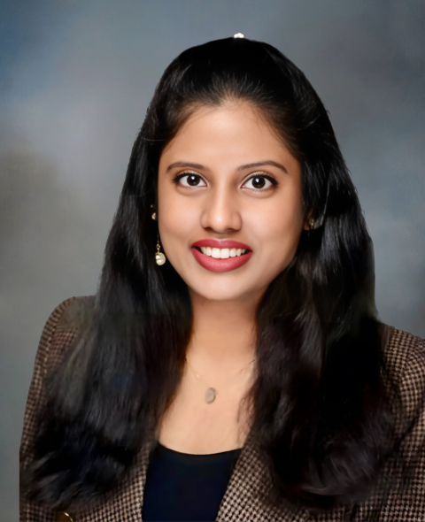 Sri Pooja Ravipati Headshot