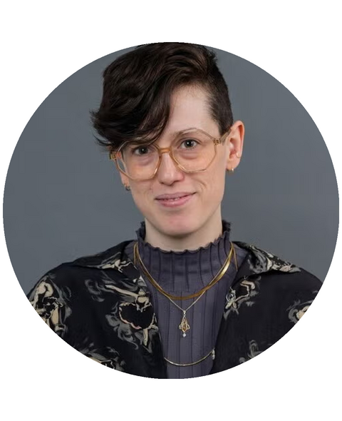 anna_bianca_roach_headshot_circular