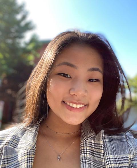 Flora Li