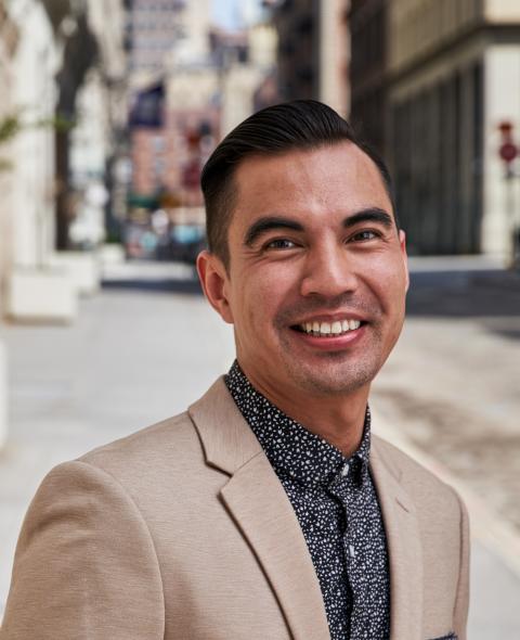 Eli Daquioag, MBA 2016 MBA Alumni Eli Daquioag