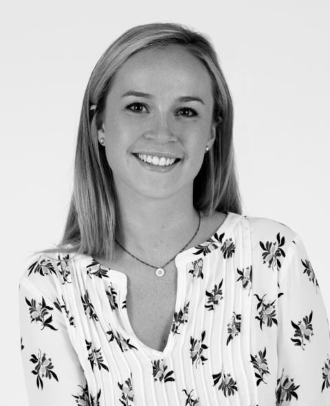 Elizabeth Naylor headshot