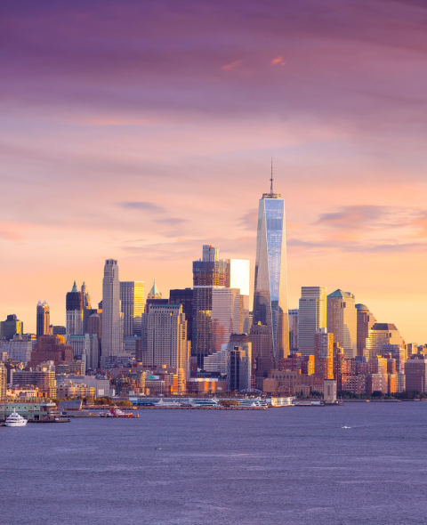 Hudson River view of downtown Manhattan skyline