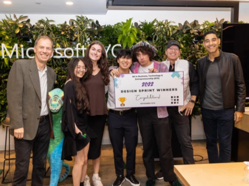 Robert Whitelaw with the winners of the BTE Design Sprint