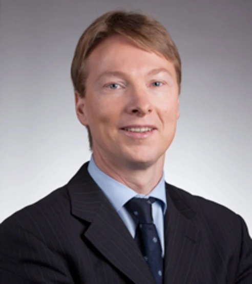 headshot of stijn van nieuwerburgh
