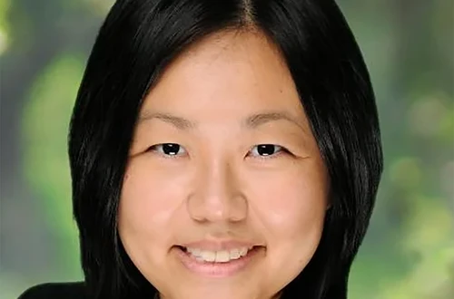 Sheron Tang's headshot