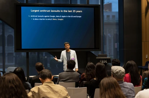 Professor Anindya Ghose holding a fireside chat with Stern alumni
