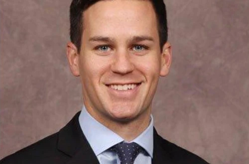Devin Taylor Headshot