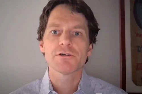 Stern Voices: Joe Magee