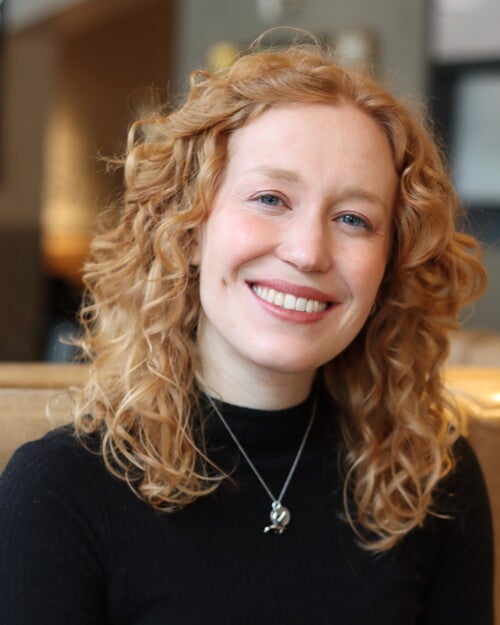 hannah_fisher_headshot