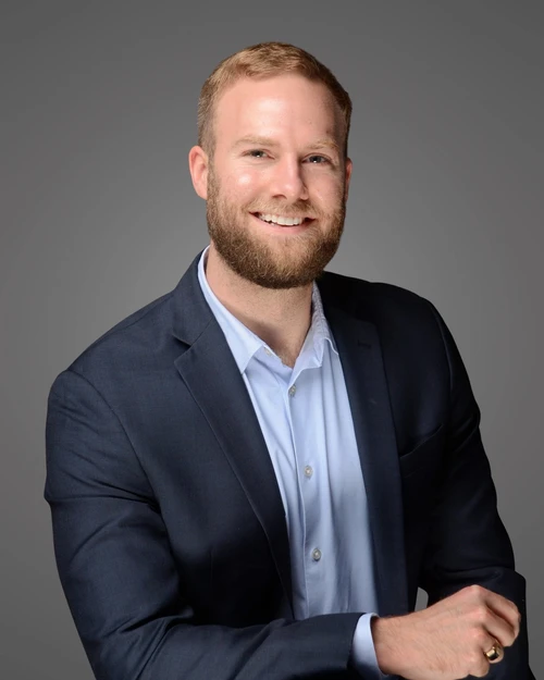 Seth Carson_Headshot