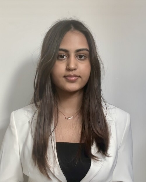 Samaira head shot