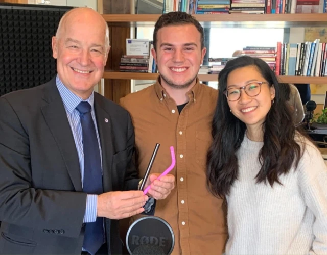 SeaStraws co-founders with President Hamilton