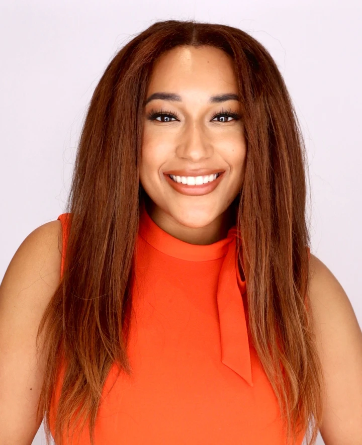 nadia_crevecoeur headshot