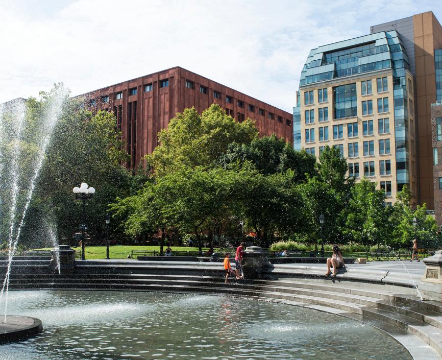 Image of Washington Square Park's fountain