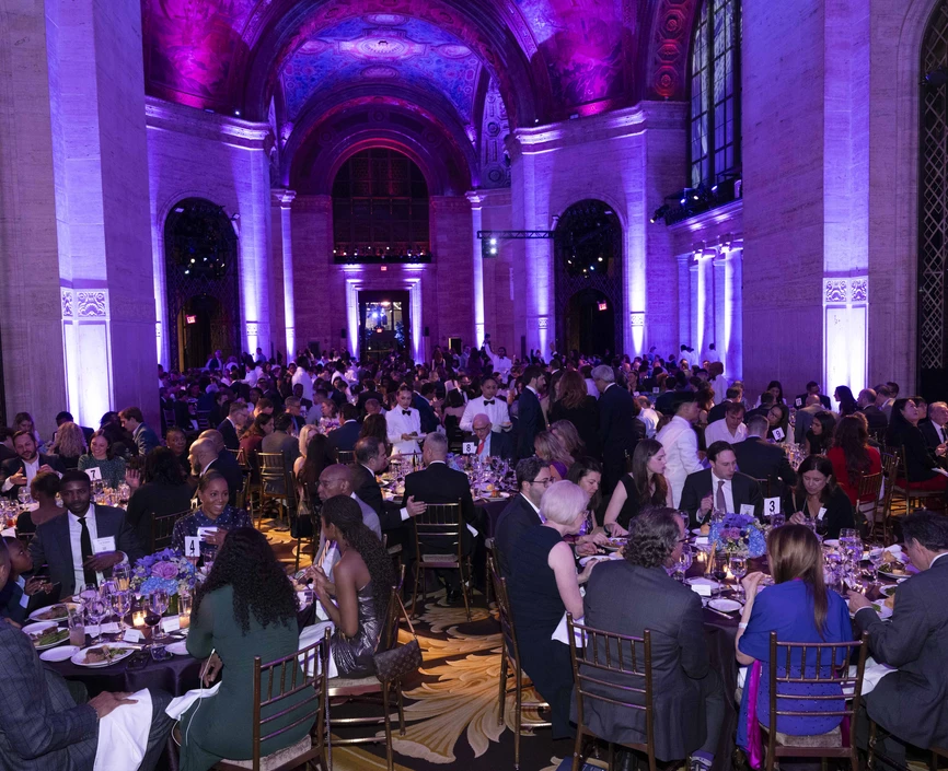 Haskins dinner attendees sitting at tables