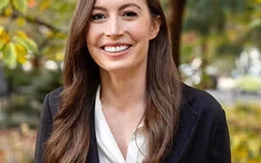 Professor Julianna Pillemer headshot