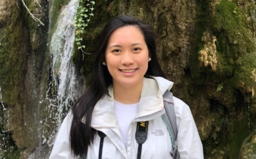 Cynthia Li Headshot