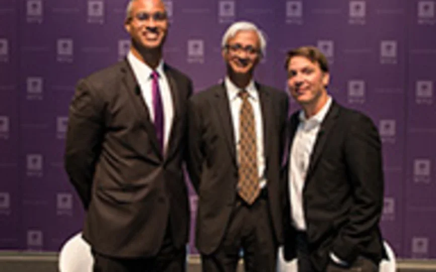 Dean Peter Henry, Vice Dean Raghu Sundaram, and Professor Robert Salomon