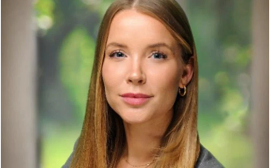 Lily Warnke Headshot